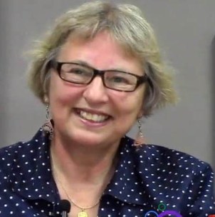 nina-LL-interviewe-closer