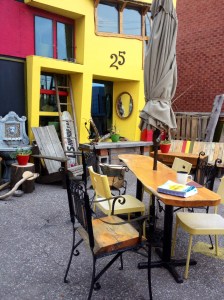 Unity Market-outside