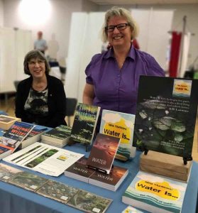 Nina-Bookshelf booksale1